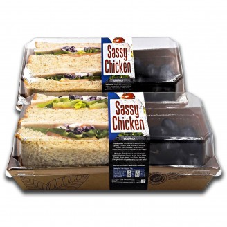 Deli Chicken Sandwich with Fruit